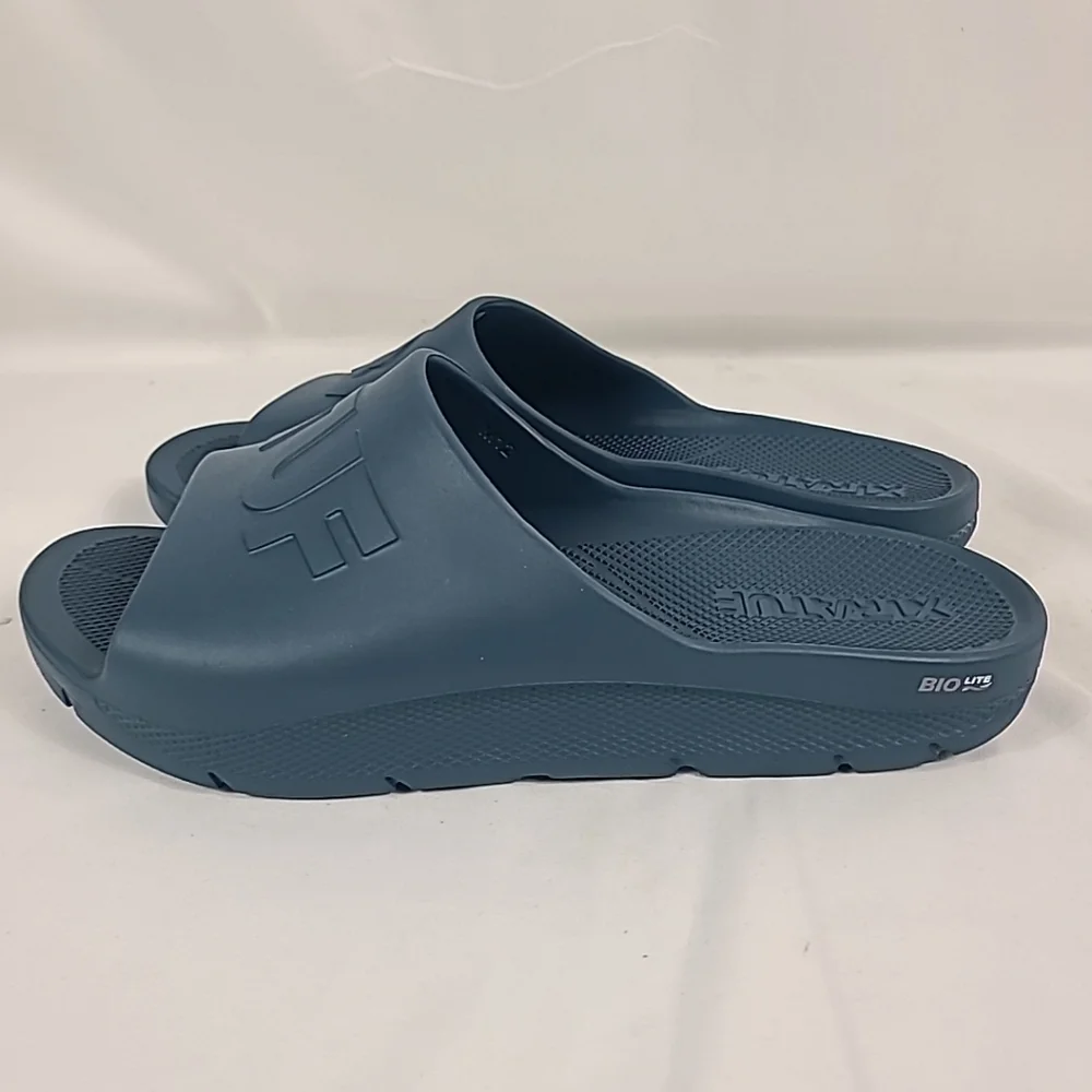 NEW Xtratuf Men's Apres Fish Slide Sandals Blue Sz 12M - Picture 3 of 7